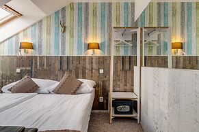 Royal Court Hotel