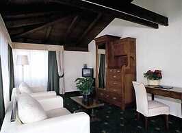 Hotel Candiani