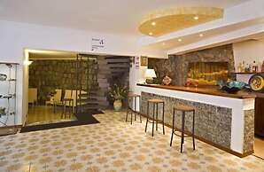 Hotel Antares