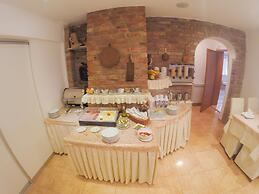 Villa Midea