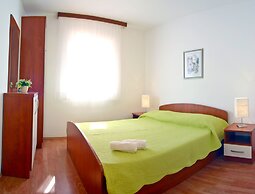 Villa Midea