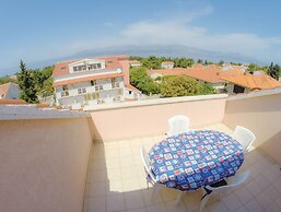 Villa Midea