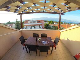 Villa Midea