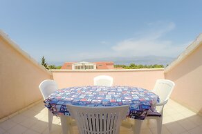 Villa Midea