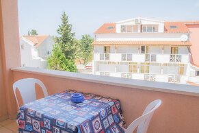 Villa Midea