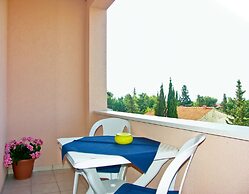 Villa Midea