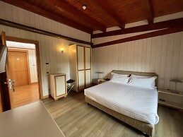 Victor Country Hotel