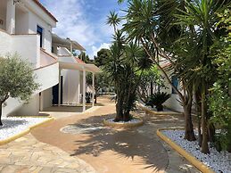 Regent Beach Hotel & Apartments