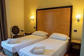 Regent Beach Hotel & Apartments