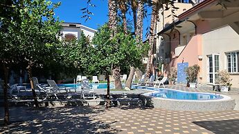 Regent Beach Hotel & Apartments
