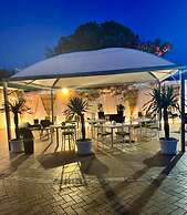 Regent Beach Hotel & Apartments