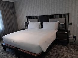 Golden Horse Hotel