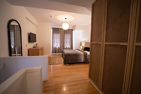Hotel Club-E