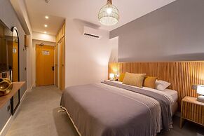Hotel Club-E