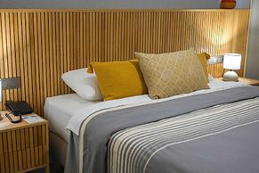 Hotel Club-E