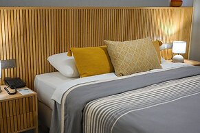 Hotel Club-E