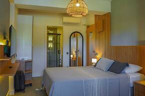 Hotel Club-E