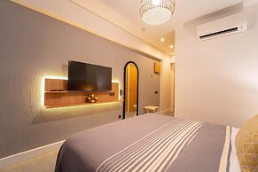 Hotel Club-E