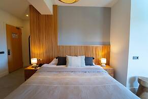 Hotel Club-E