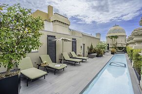 Casagrand Luxury Apartments Barcelona