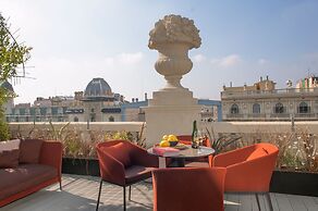 Casagrand Luxury Apartments Barcelona