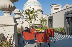 Casagrand Luxury Apartments Barcelona