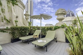 Casagrand Luxury Apartments Barcelona