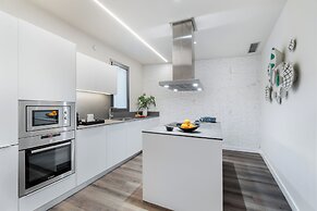 Casagrand Luxury Apartments Barcelona