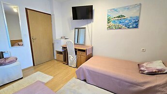 Avalena Residence