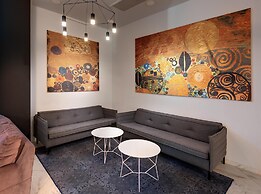 Best Western Plus Premium Inn