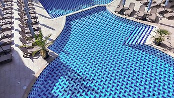Best Western Plus Premium Inn