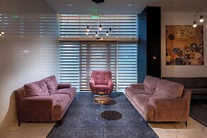 Best Western Plus Premium Inn