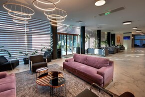 Best Western Plus Premium Inn