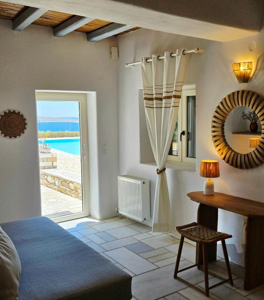 Paros Afrodite Luxury Villas