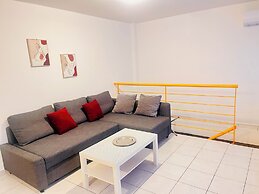 Elvita Apartments