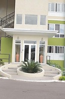 Kingston Apartment at Tres Vista