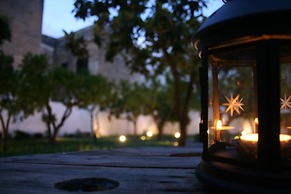 Urban Oasis Hostel