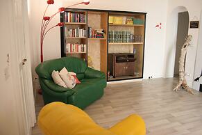 Urban Oasis Hostel