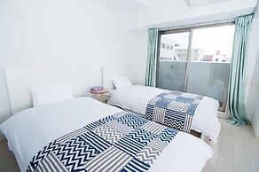 At RLiS House Tennoji East