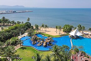 White Sand Beach Residences Pattaya