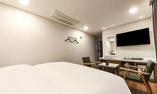 Anyang CNC Hotel