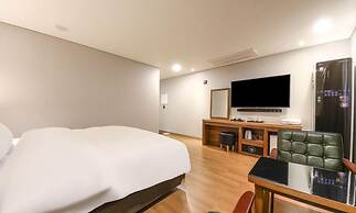Anyang CNC Hotel