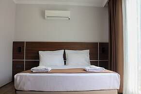 Gulluk Life Hotel