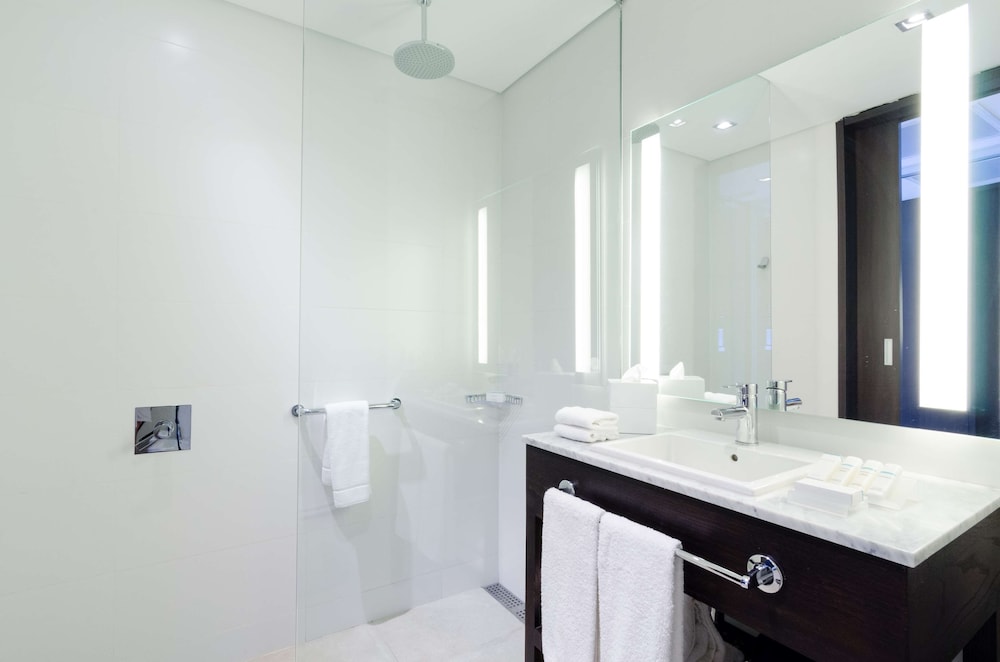 Hampton by Hilton Montevideo Carrasco