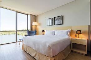 Hampton by Hilton Montevideo Carrasco