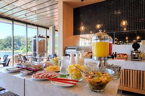 Hampton by Hilton Montevideo Carrasco
