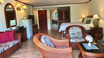 Surin Bay Inn