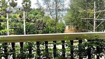 Surin Bay Inn