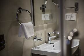 Naylover Hotel Suites