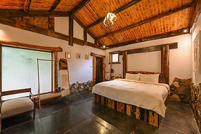 No.5 Valley Lodge